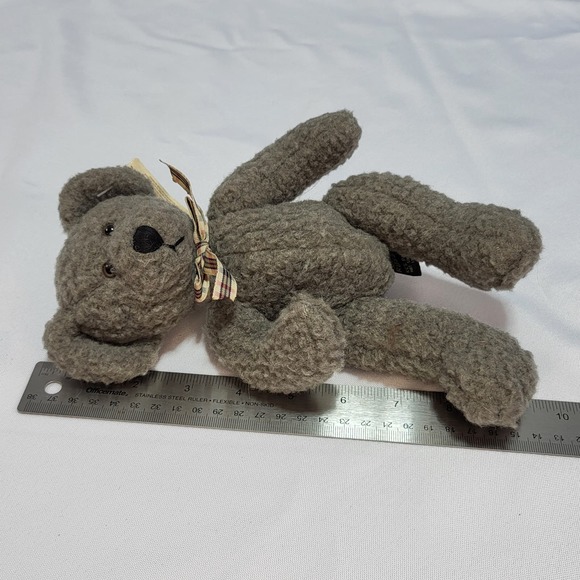 Vintage 9" Russ Teddy Bear Stuffed Plush “Frizzlin” Grey Fleece w. Checkered Bow - Picture 8 of 9